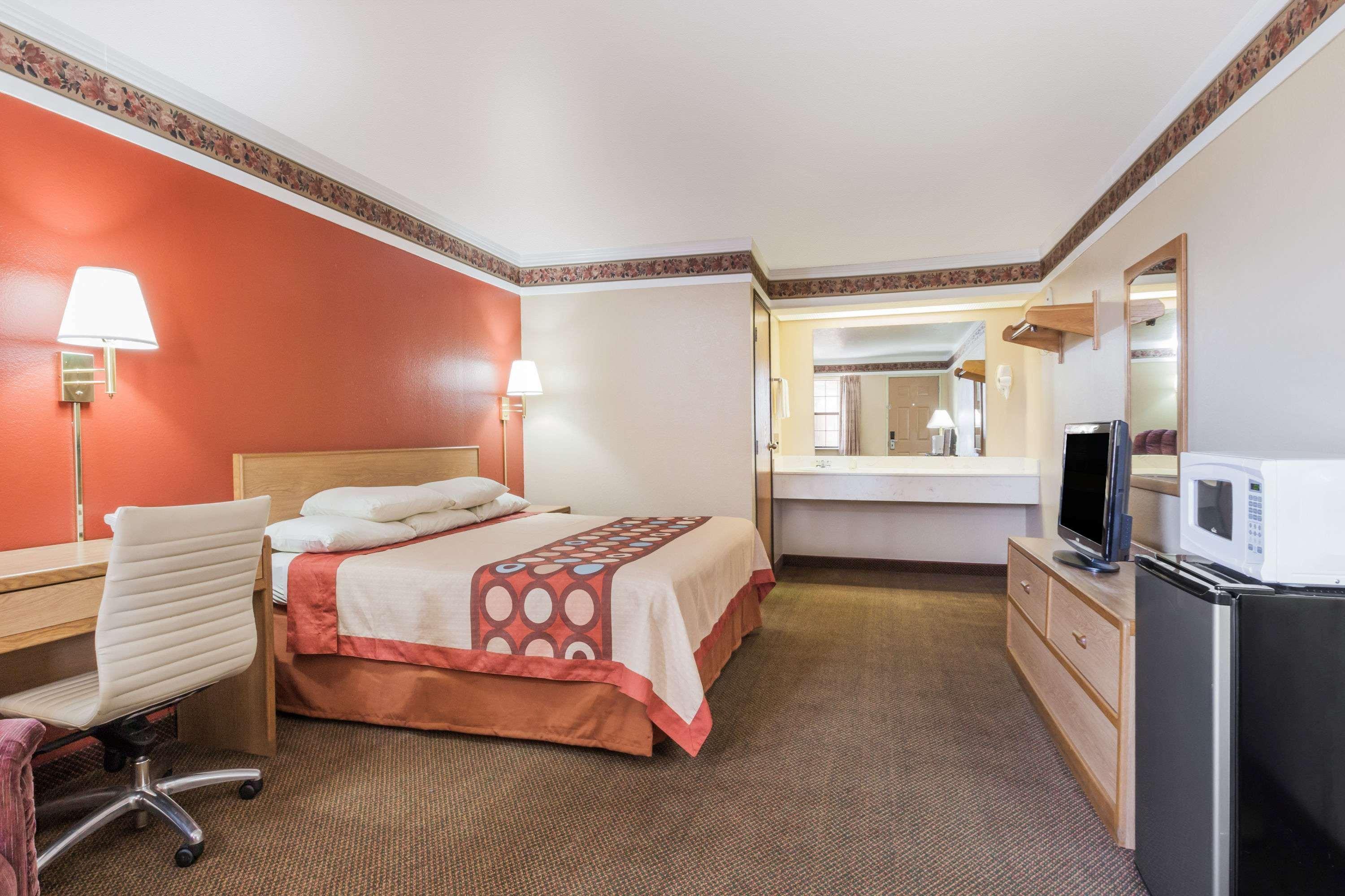 Super 8 By Wyndham Mount Vernon Εξωτερικό φωτογραφία