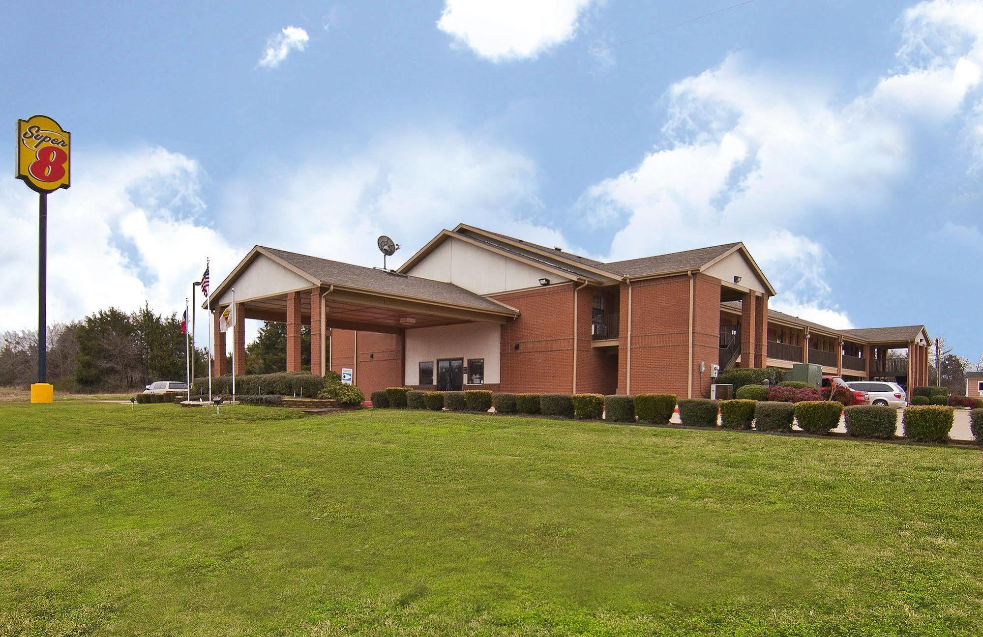 Super 8 By Wyndham Mount Vernon Εξωτερικό φωτογραφία